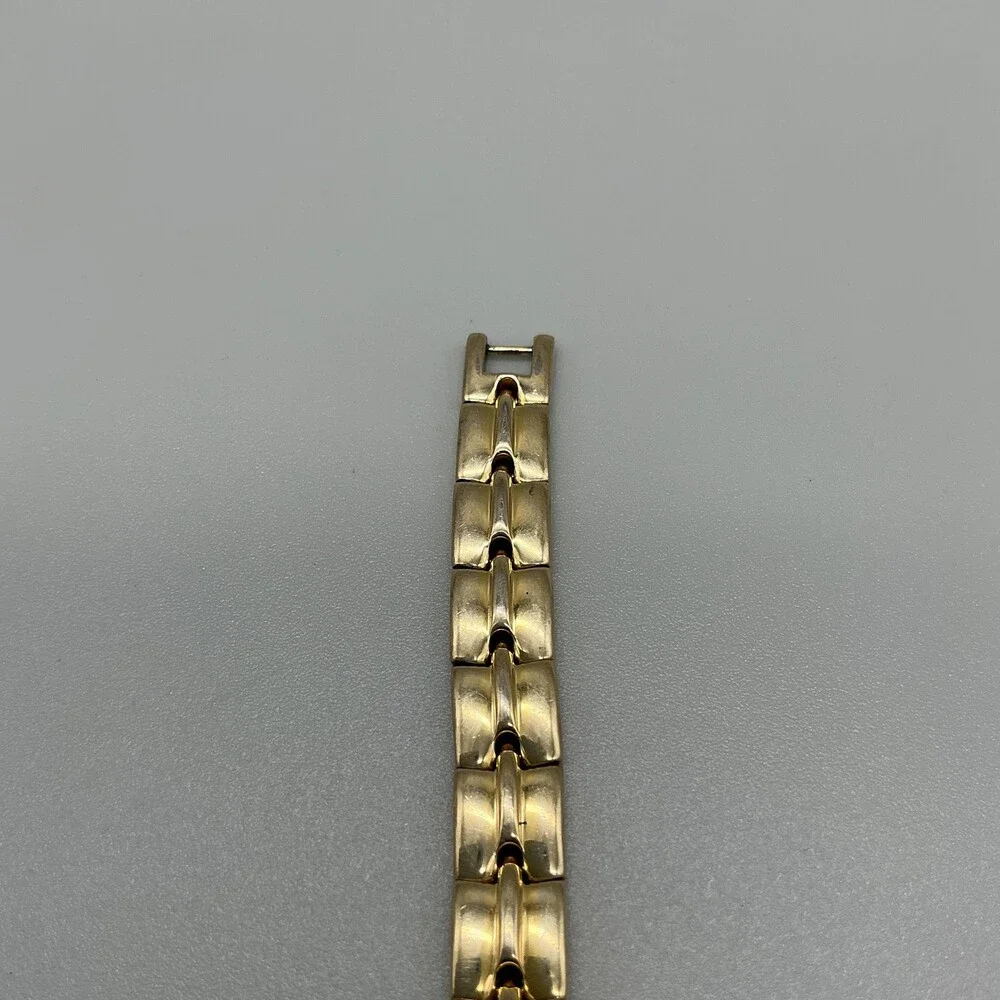 Vintage Citizen Womens Watch 16mm Gold Tone 2200-041215T New Battery 6.5
